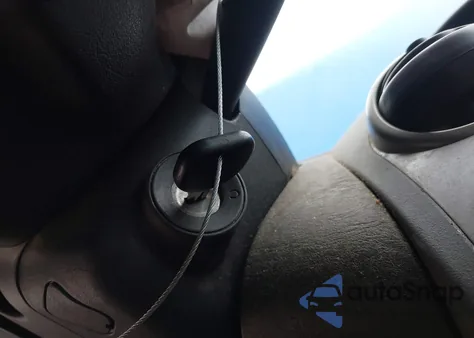 2005 Saturn Ion 3 z USA, uszkodzony, nr VIN 1G8AW12F75Z159105